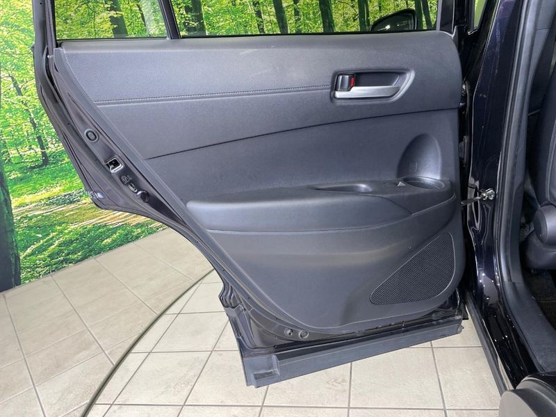2023 Toyota Corolla Cross 6AA-ZVG11 (UW-6a8faca9b3aa3)[16]