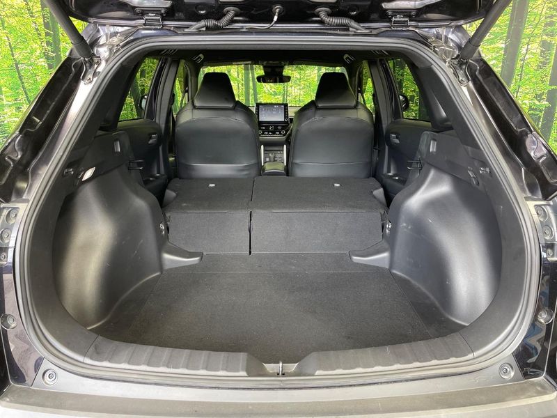 2023 Toyota Corolla Cross 6AA-ZVG11 (UW-6a8faca9b3aa3)[20]