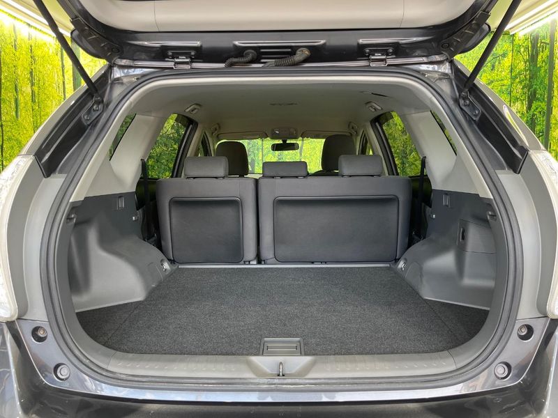 2012 Toyota Prius α DAA-ZVW41W (UW-6a8facb7a0170)[23]