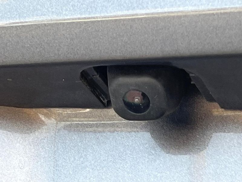 2012 Toyota Prius α DAA-ZVW41W (UW-6a8facb7a0170)[16]