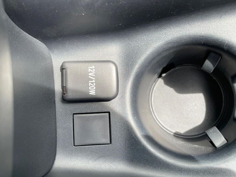 2020 Toyota Prius 6AA-ZVW51 (UW-6a8facc067c6a)[20]