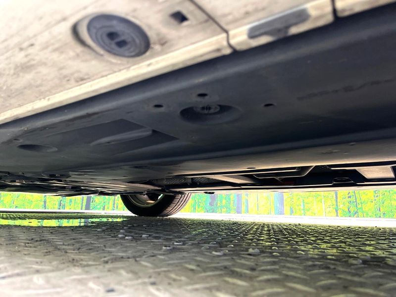 2019 Toyota Prius DAA-ZVW51 (UW-6a8facc4a2551)[13]