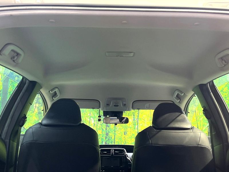 2019 Toyota Prius DAA-ZVW51 (UW-6a8facc4a2551)[19]