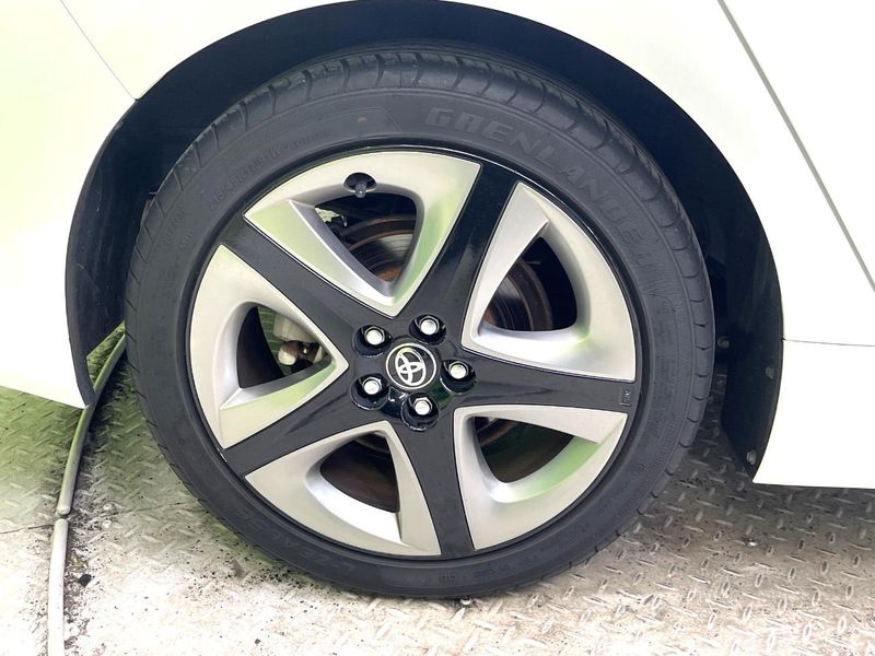 2019 Toyota Prius DAA-ZVW51 (UW-6a8facc4a2551)[26]
