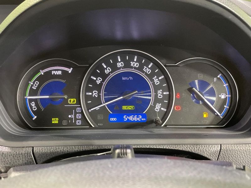 2018 Toyota Voxy DAA-ZWR80W (UW-6a8faccf2a2f6)[29]