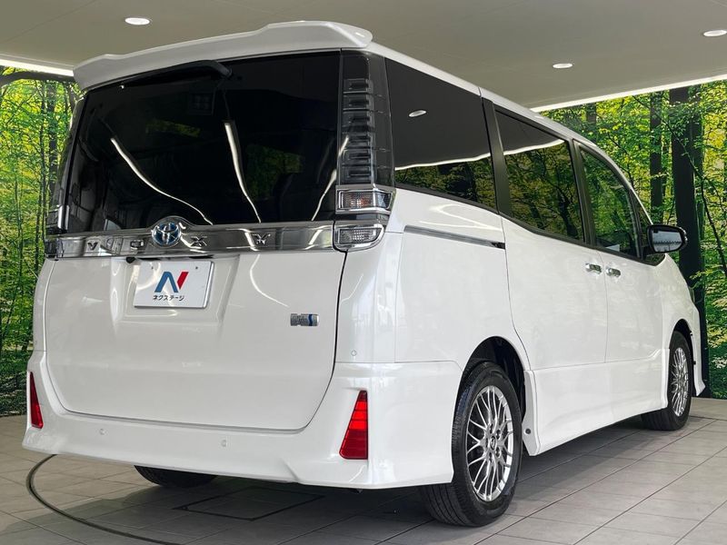 2020 Toyota Voxy 6AA-ZWR80W (UW-6a8facd17cfeb)[8]