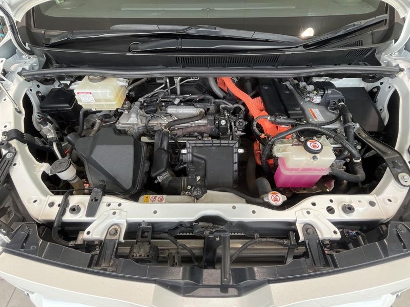 2020 Toyota Voxy 6AA-ZWR80W (UW-6a8facd17cfeb)[4]