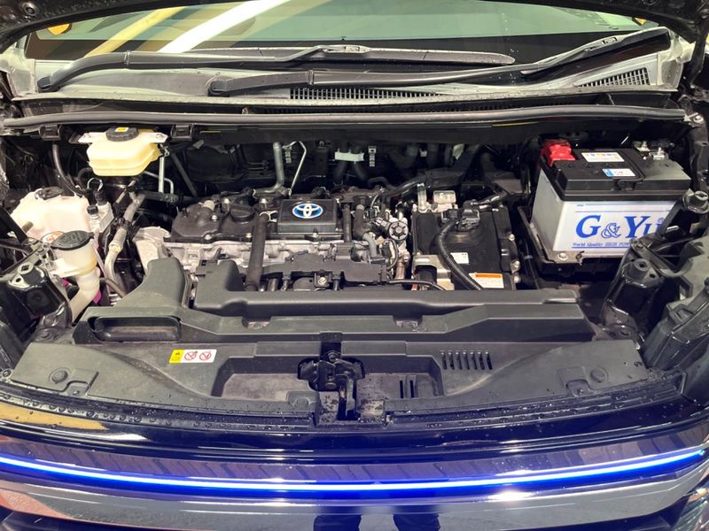 2022 Toyota Voxy 6AA-ZWR90W (UW-6a8facd384710)[15]