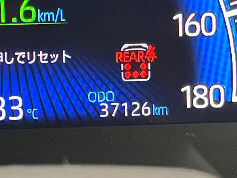 2022 Toyota Voxy 6AA-ZWR90W (UW-6a8facd444804)[2]