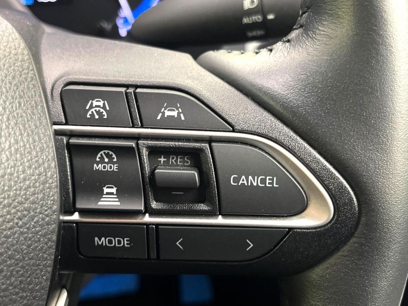 2022 Toyota Voxy 6AA-ZWR90W (UW-6a8facd444804)[16]
