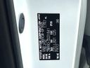 2022 Toyota Voxy 6AA-ZWR90W (UW-6a8facd444804)[1]
