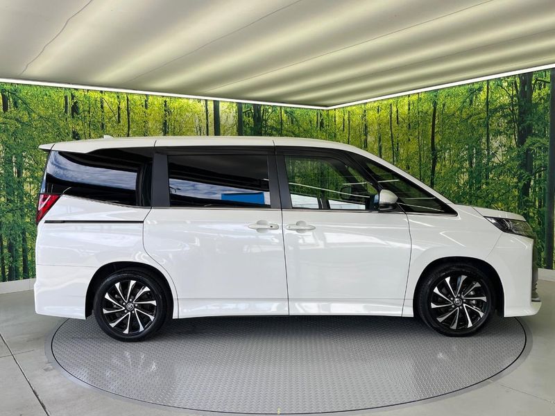 2023 Toyota Noah 6AA-ZWR90W (UW-6a8facd84fd6e)[7]