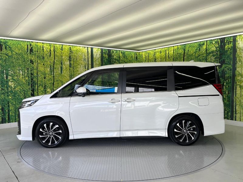 2023 Toyota Noah 6AA-ZWR90W (UW-6a8facd84fd6e)[11]