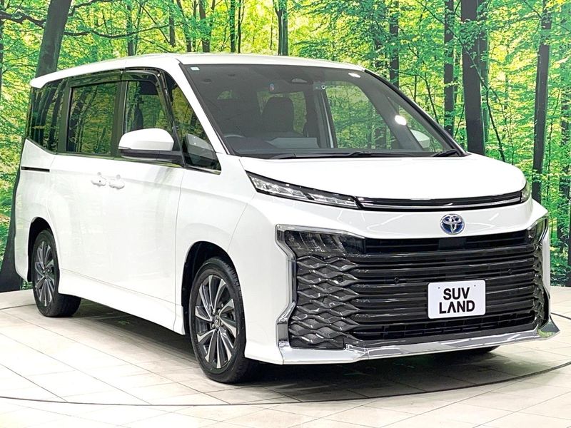 2023 Toyota Voxy 6AA-ZWR90W (UW-6a8facda3c799)[7]