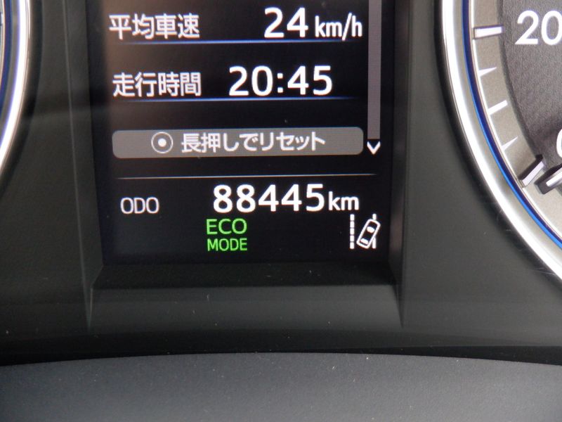 2018 Toyota Harrier DBA-ZSU60W (UW-mtba7g2q128c)[15]