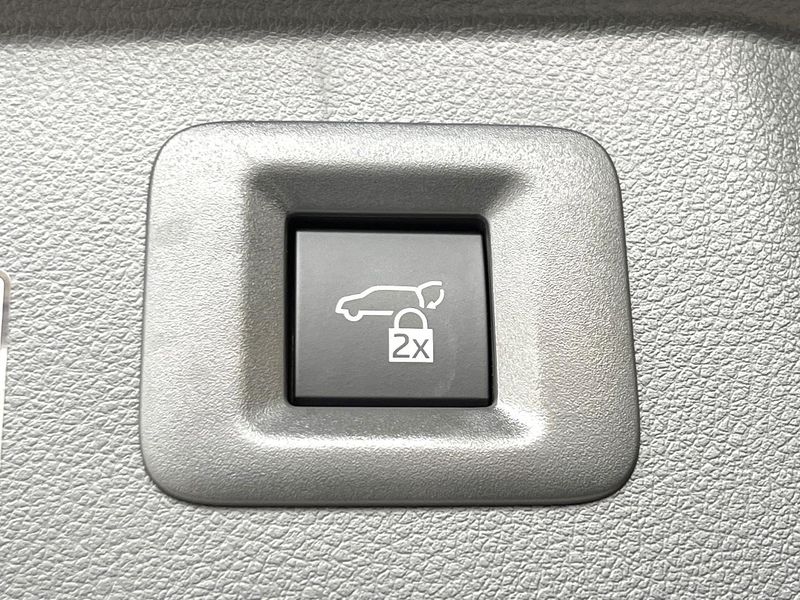 2024 Toyota Alphard 3BA-AGH40W (UW-6a90faaa23628)[20]