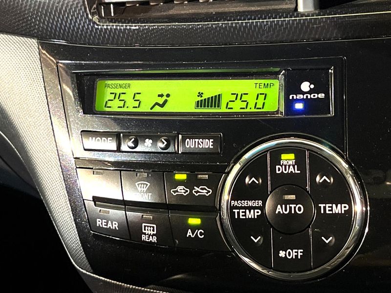 2014 Toyota Estima Hybrid DAA-AHR20W (UW-6a90fab4ed41e)[14]
