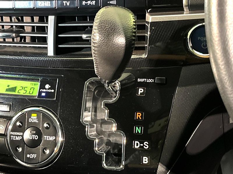 2014 Toyota Estima Hybrid DAA-AHR20W (UW-6a90fab4ed41e)[15]