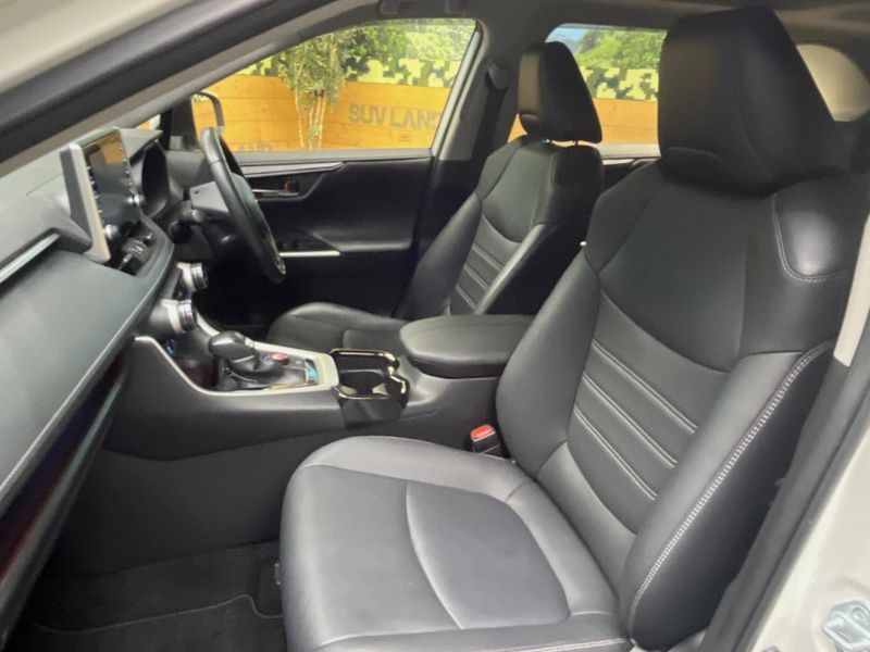 2021 Toyota RAV4 6AA-AXAH54 (UW-6a90fac264b89)[14]