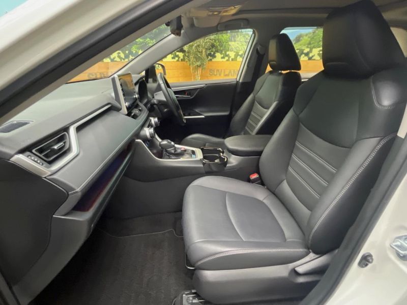 2021 Toyota RAV4 6AA-AXAH54 (UW-6a90fac264b89)[15]