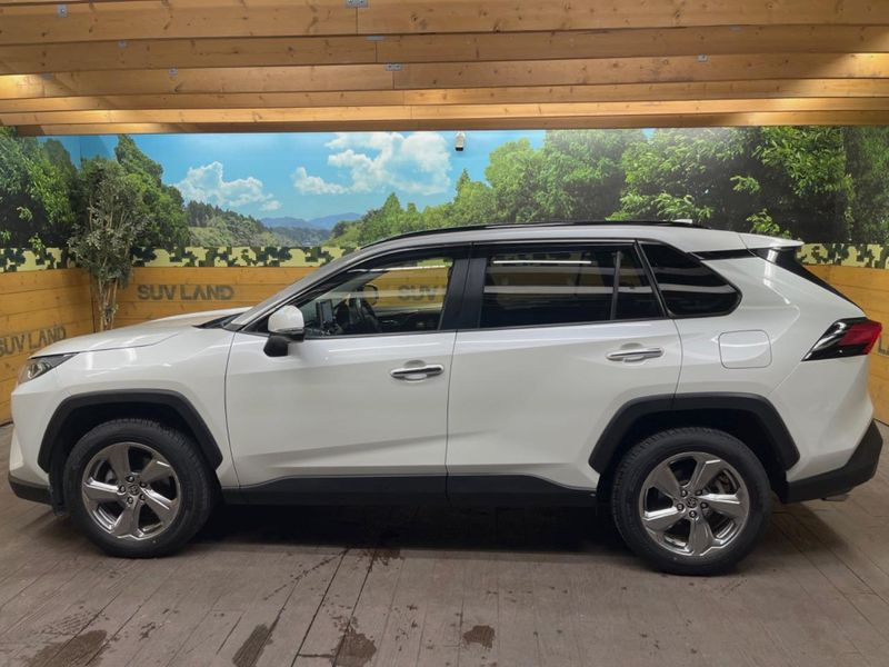 2021 Toyota RAV4 6AA-AXAH54 (UW-6a90fac264b89)[22]