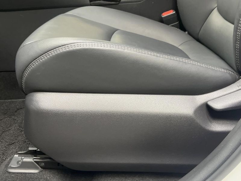 2021 Toyota RAV4 6AA-AXAH54 (UW-6a90fac264b89)[13]