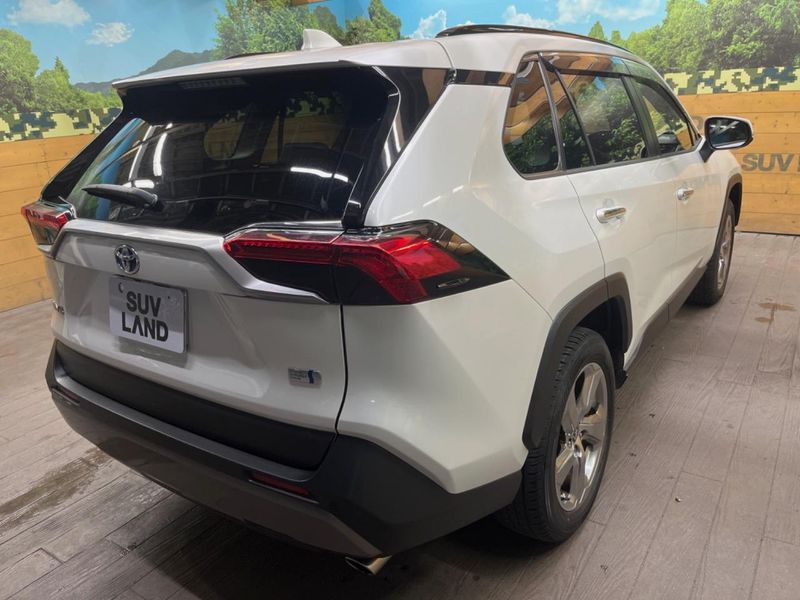 2021 Toyota RAV4 6AA-AXAH54 (UW-6a90fac264b89)[26]