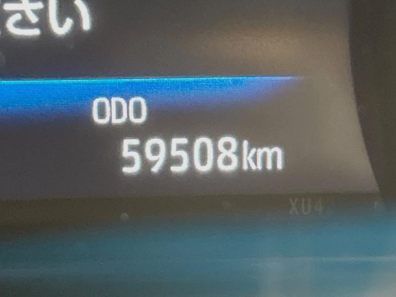 2021 Toyota Harrier Hybrid 6AA-AXUH80 (UW-6a90facae7644)[2]