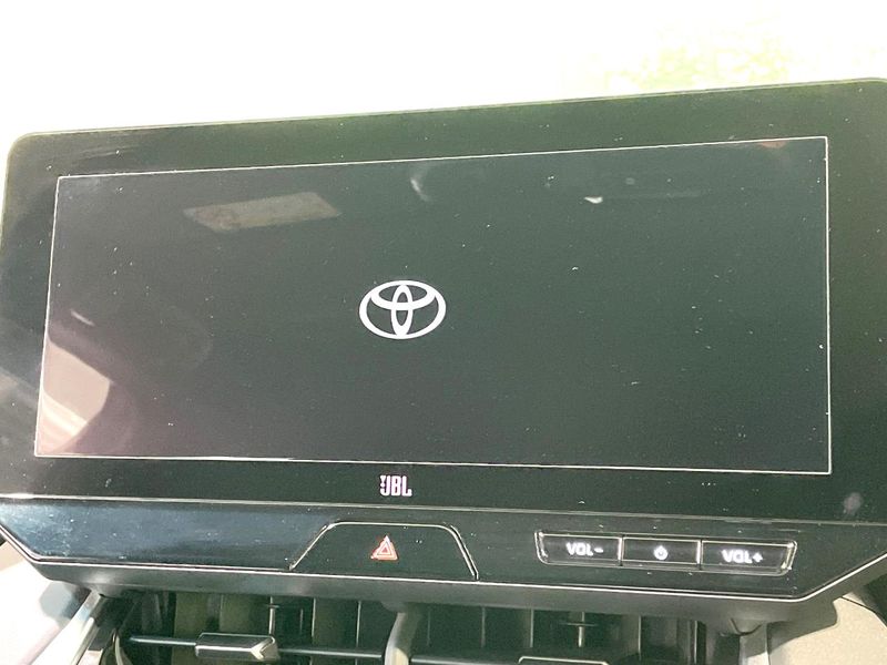 2023 Toyota Harrier Hybrid 6AA-AXUH80 (UW-6a90facfd3918)[25]