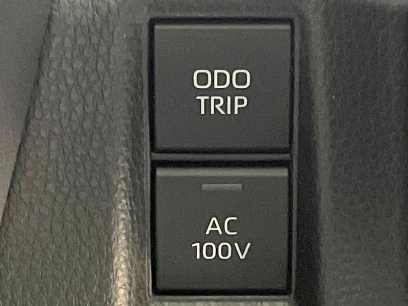 2023 Toyota Harrier Hybrid 6AA-AXUH80 (UW-6a90facfd3918)[19]