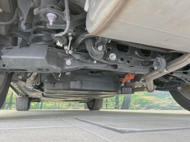 2024 Toyota Harrier Hybrid 6AA-AXUH80 (UW-6a90fad087319)[20]