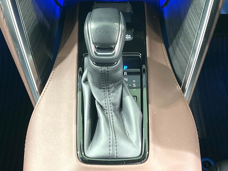 2024 Toyota Harrier Hybrid 6AA-AXUH80 (UW-6a90fad16fefa)[24]