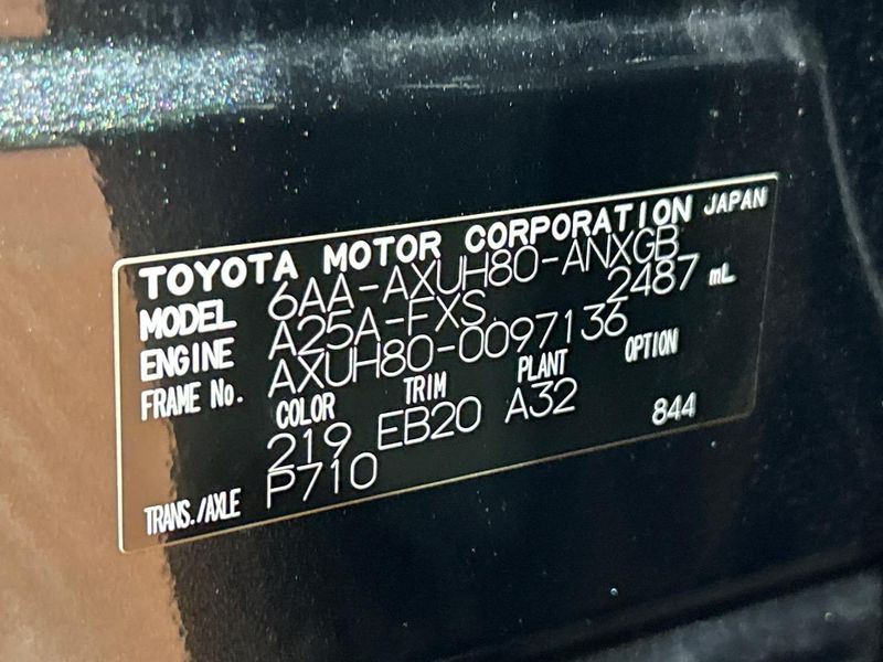 2024 Toyota Harrier Hybrid 6AA-AXUH80 (UW-6a90fad24f2bc)[1]