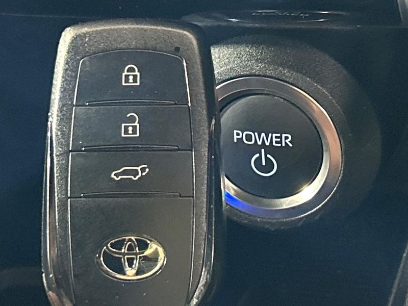 2024 Toyota Harrier Hybrid 6AA-AXUH80 (UW-6a90fad24f2bc)[12]
