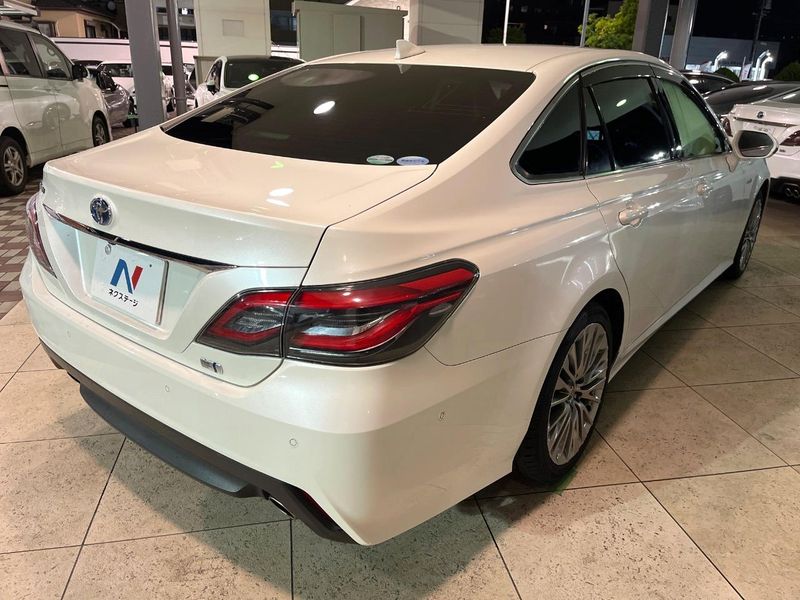 2018 Toyota Crown Hybrid 6AA-AZSH20 (UW-6a90fae10c83e)[20]