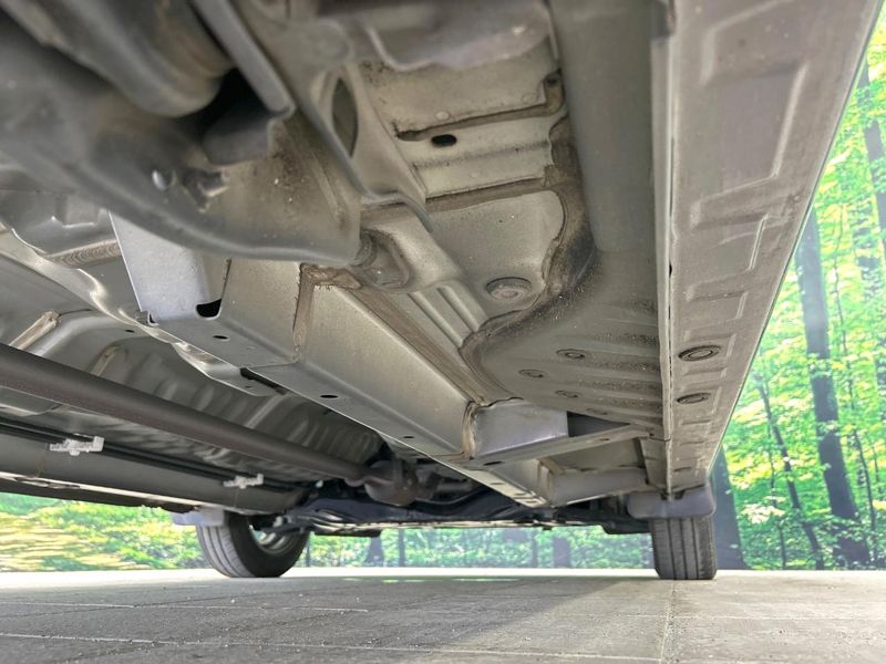 2015 Mitsubishi eK Space DBA-B11A (UW-6a90faec43e30)[20]