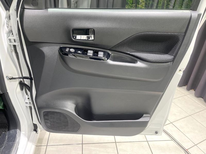 2023 Nissan Roox 5AA-B44A (UW-6a90fb0c2b31b)[8]