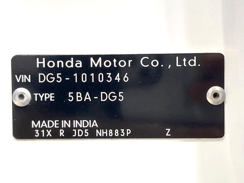2024 Honda WR-V 5BA-DG5 (UW-6a90fb332892f)[1]