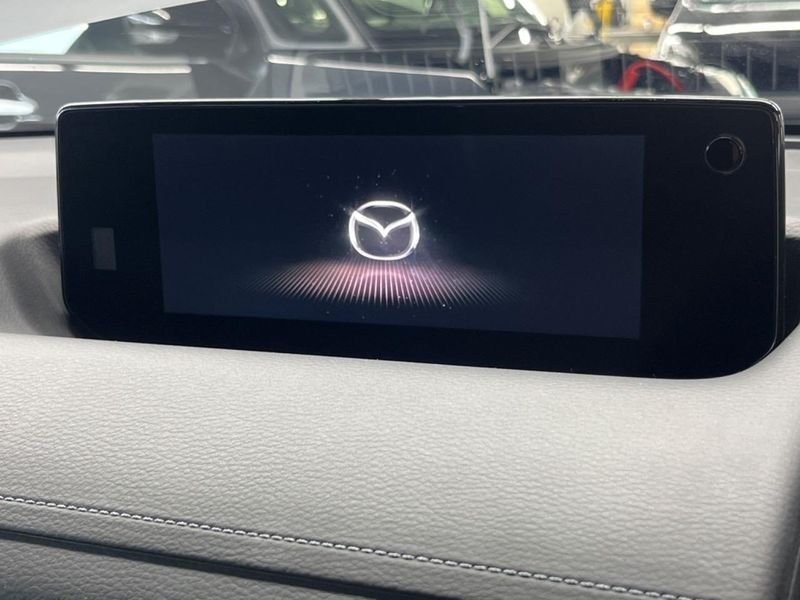 2021 Mazda MX-30 5AA-DREJ3P (UW-6a90fb40b668f)[4]