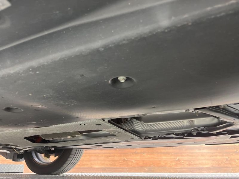 2021 Mazda MX-30 5AA-DREJ3P (UW-6a90fb40b668f)[19]