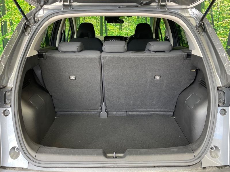 2021 Nissan Note 6AA-E13 (UW-6a90fb47ac434)[17]