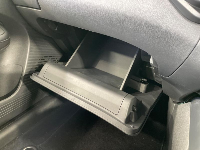 2021 Nissan Note 6AA-E13 (UW-6a90fb47ac434)[29]