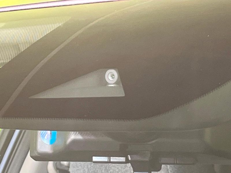 2022 Nissan Note 6AA-E13 (UW-6a90fb496dd43)[4]