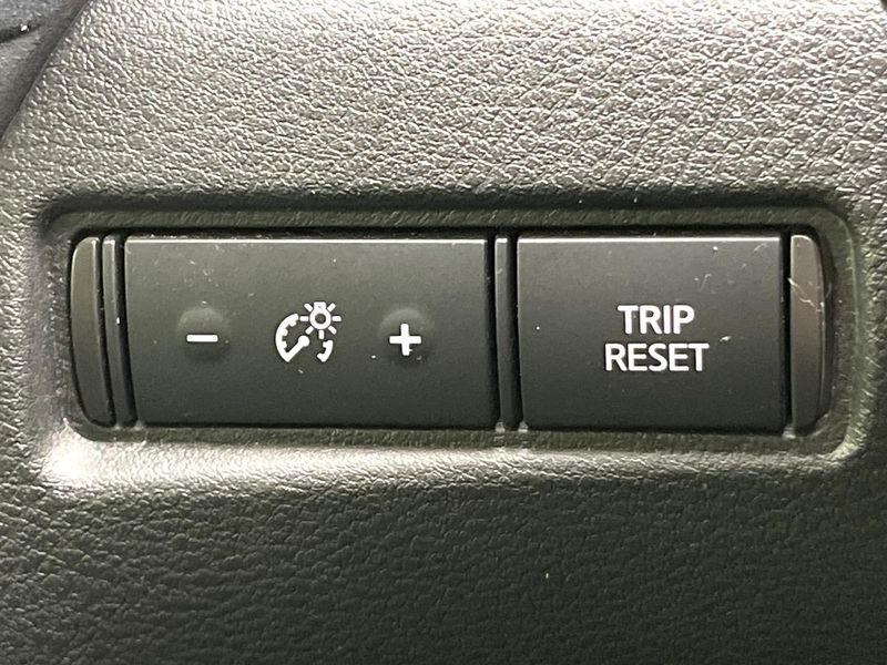 2022 Nissan Note 6AA-E13 (UW-6a90fb496dd43)[29]