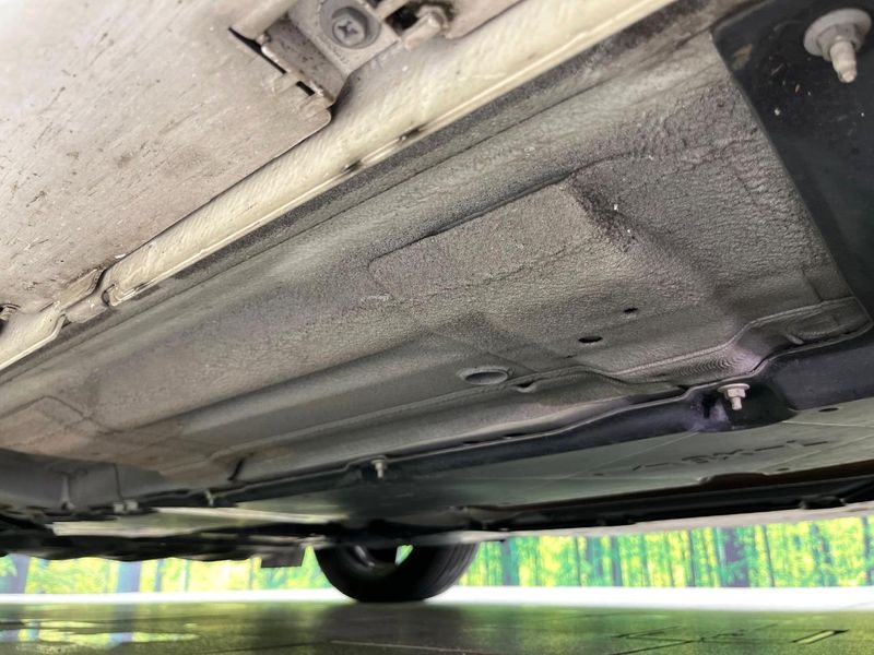 2022 Nissan Aura 6AA-FE13 (UW-6a90fb4f99611)[16]