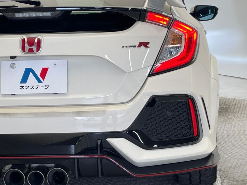 2018 Honda Civic DBA-FK8 (UW-6a90fb56c6392)[21]