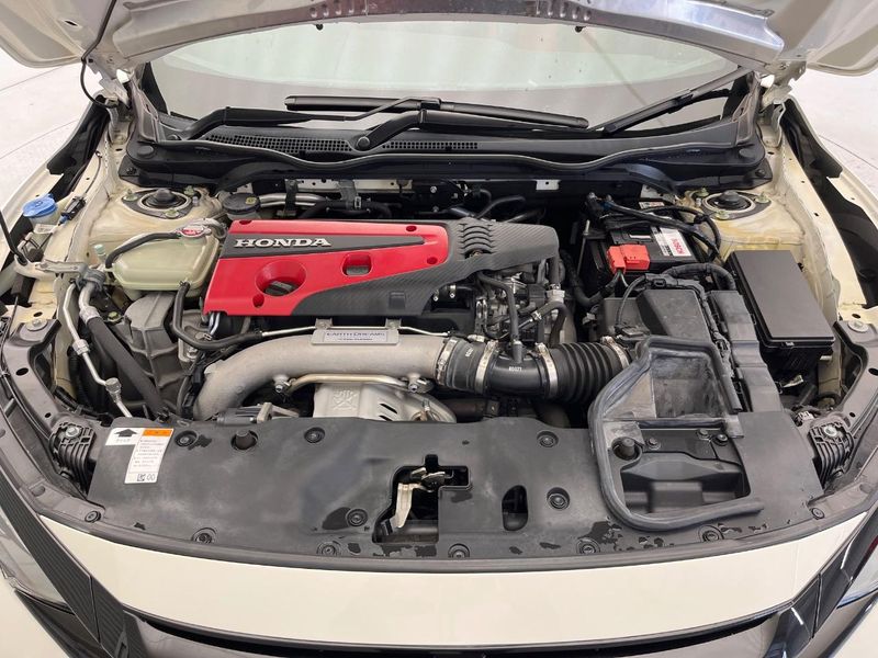 2018 Honda Civic DBA-FK8 (UW-6a90fb56c6392)[4]