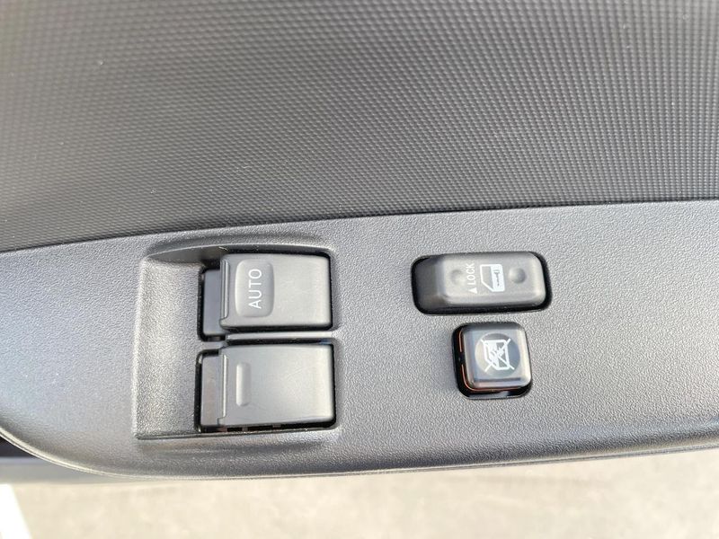 2025 Toyota Hiace Van 3DF-GDH206V (UW-6a90fb664c41e)[24]