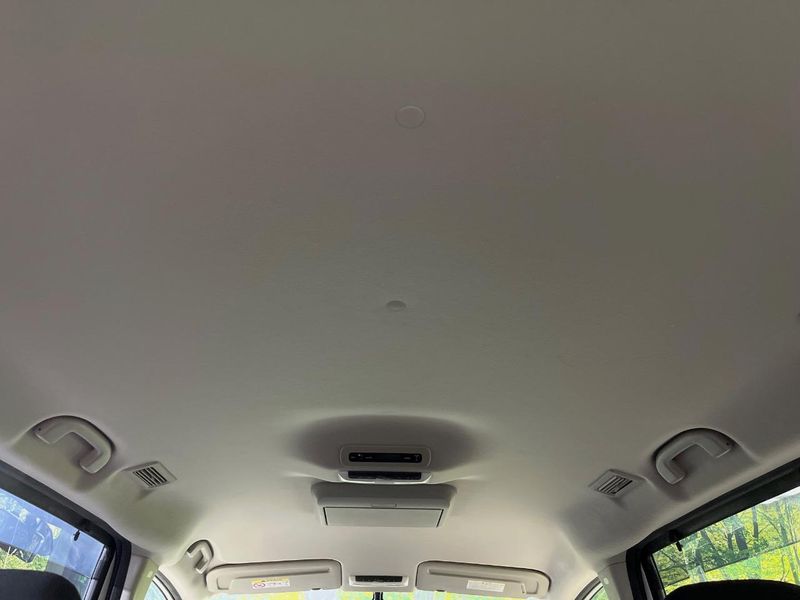 2017 Nissan Serena DAA-GFC27 (UW-6a90fb6f9396c)[15]