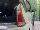 2017 Nissan Serena DAA-GFC27 (UW-6a90fb6f9396c)[16]